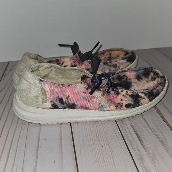 CLEARANCE • Hey Dude • Moccasin • Youth Size 3 or Ladies Size 4 - Picture 5 of 12